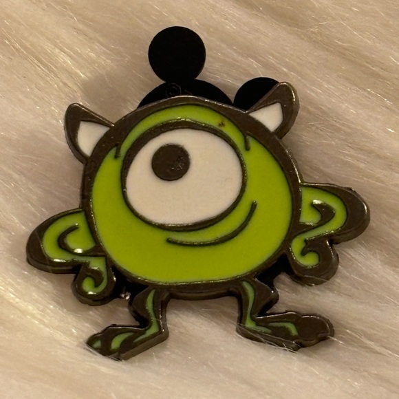 Disney Mike Wazowski Trading Pin 2016 - Picture 1 of 3